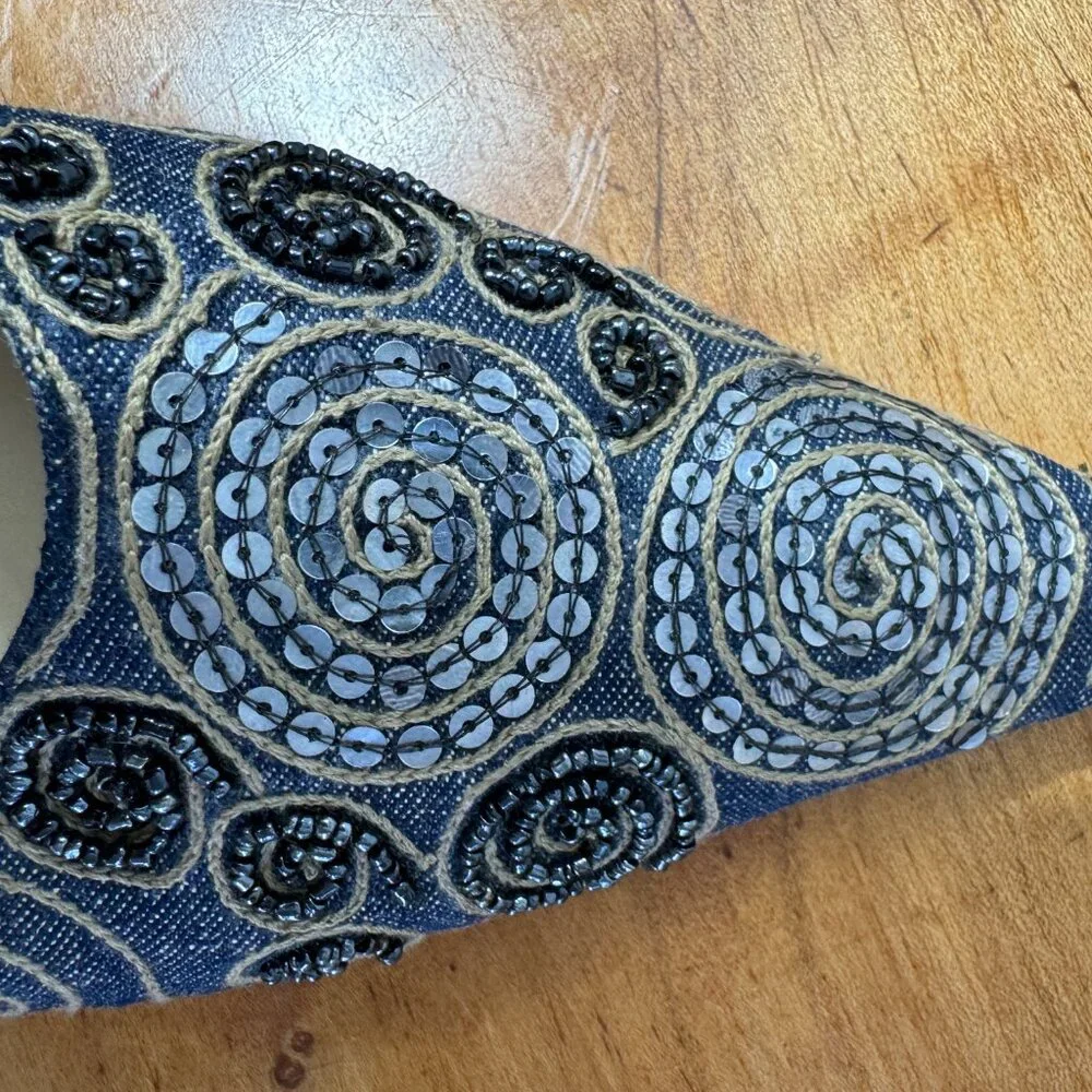 Andre Assous Denim Mules with Beading Womens's sz 9 Made in Italy - Picture 6 of 7